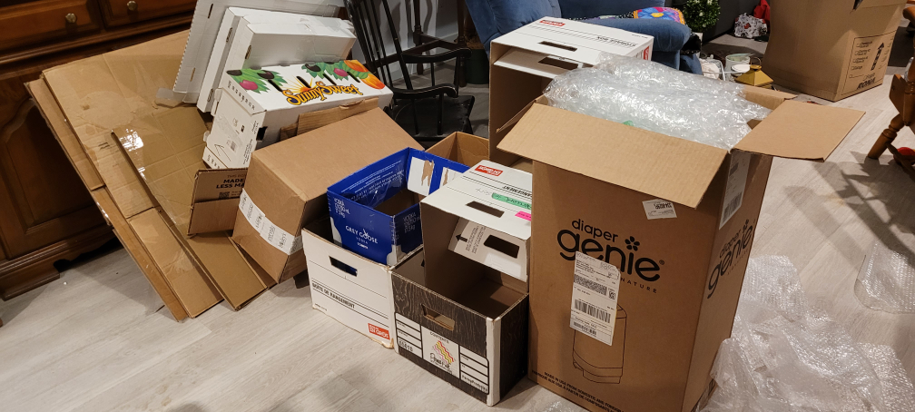 free packing boxes and bubble wrap