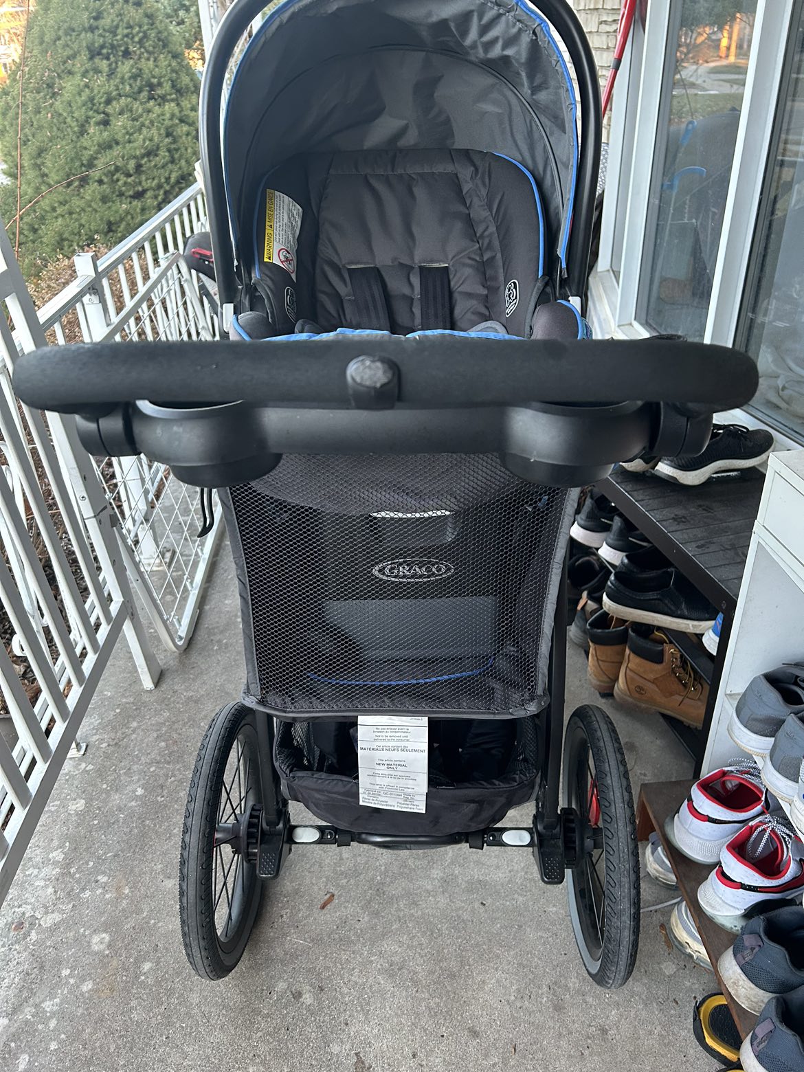 Graco FastAction Jogger LX travel system - photo 3