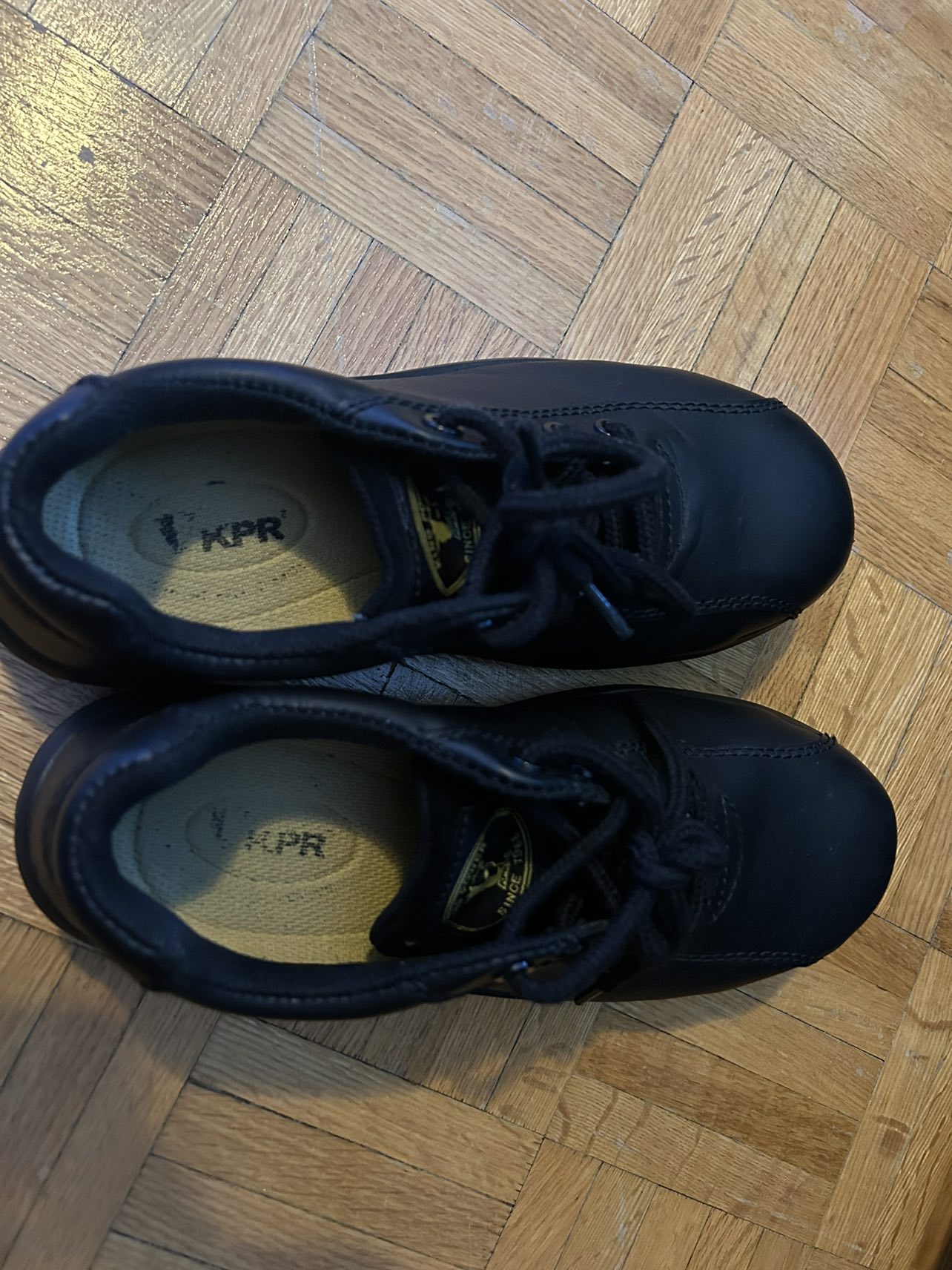 Safety Shoes Size 7 thumbnail