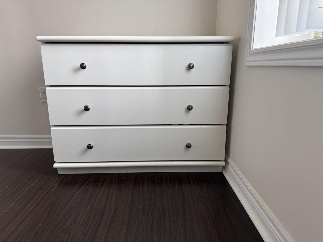 Chest drawer