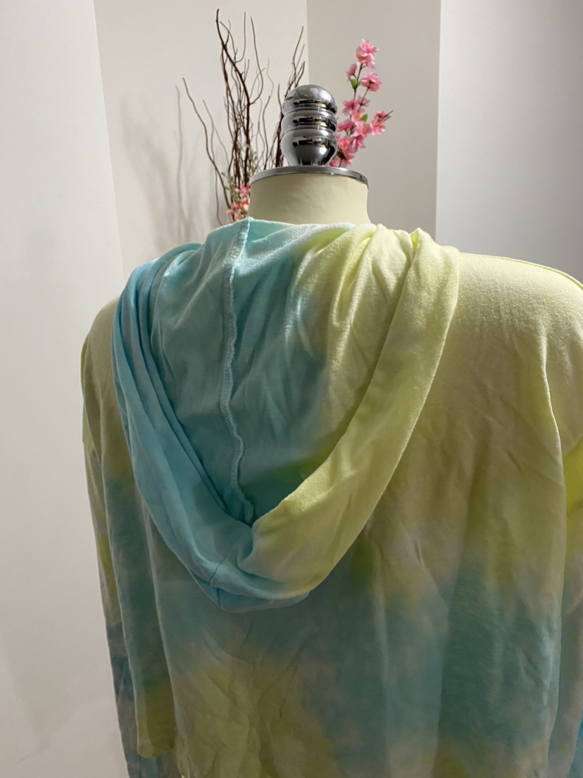 Ladies XL hoodie . Very Soft . Excellent condition - photo 3