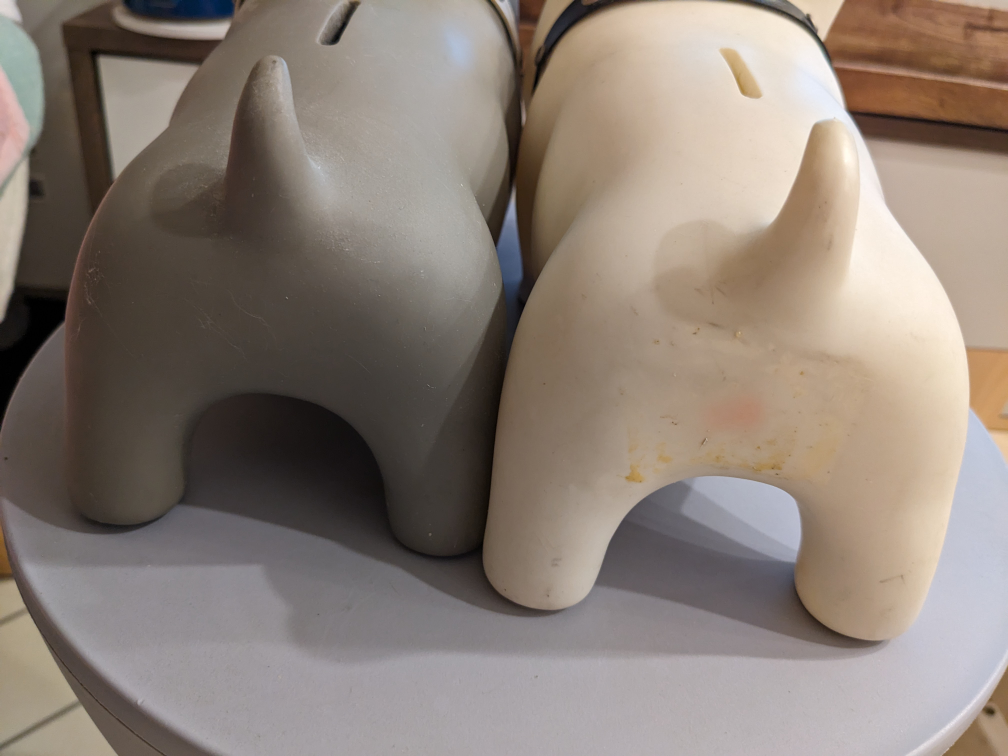 Living room decor-French bulldog piggy ft banks set of 2 🥕 image indicator(5)