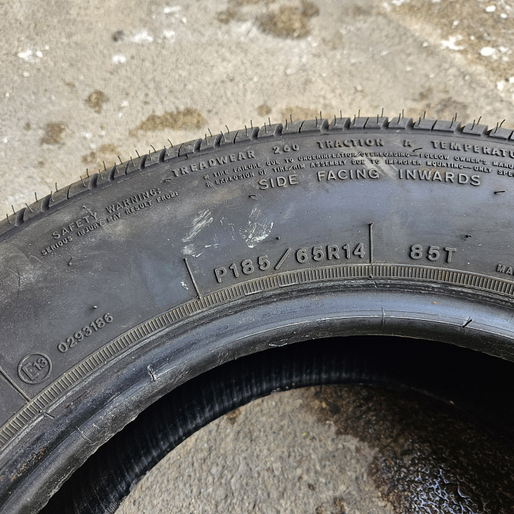 All season Tire P205/70R15  95S need to free up space image indicator(5)