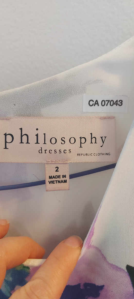 Garden party dress - size small image indicator(3)