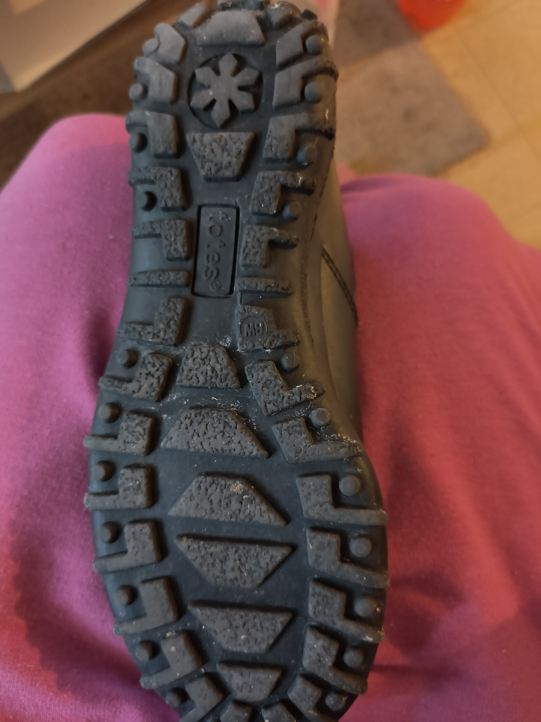 totes Madina women's winter boots - photo 4