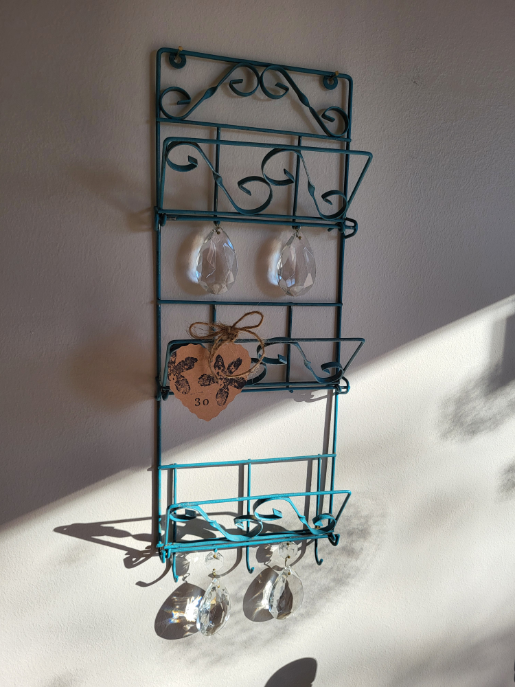 Redesigned Metal Mail Holder 🏈 image indicator(10)