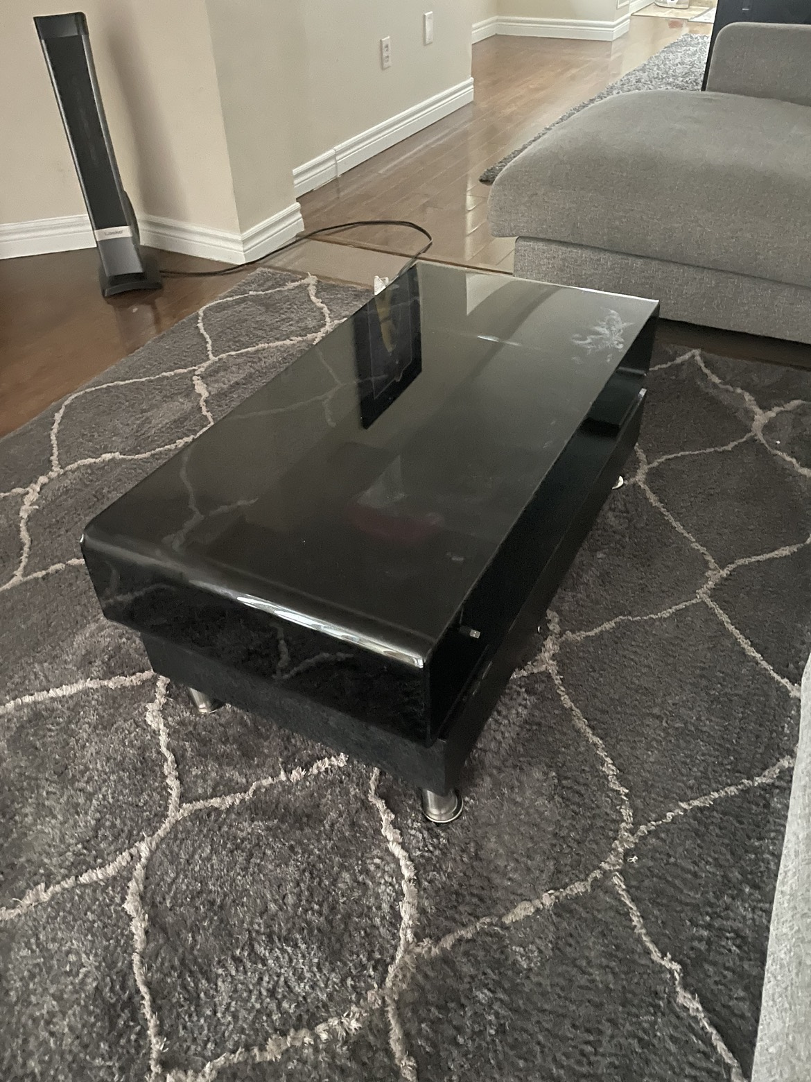 GLASS COFFEE TABLE - photo 2