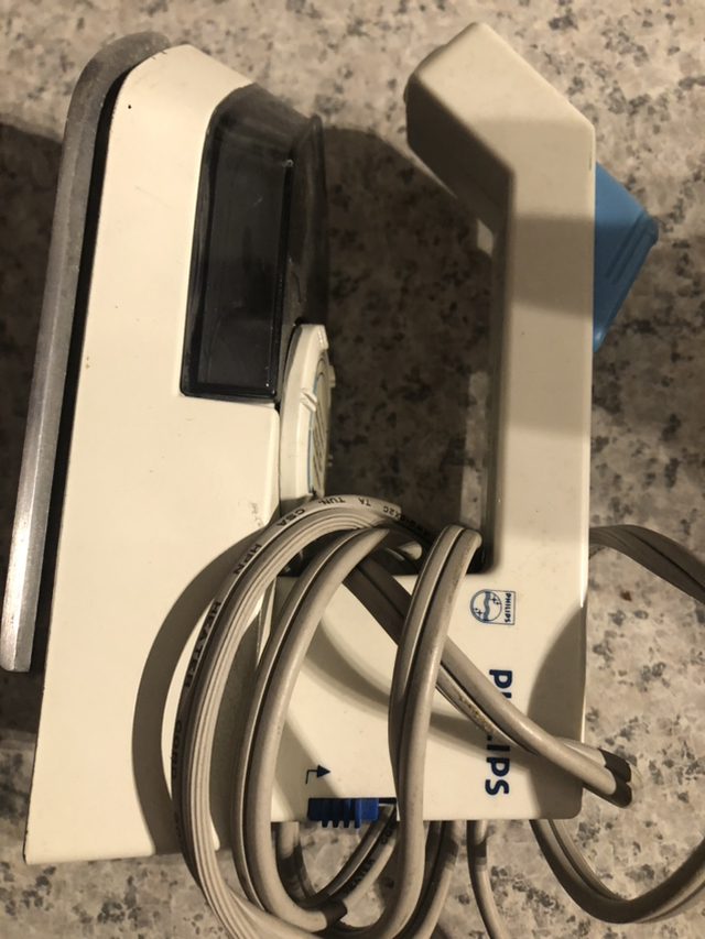 🏈 travel iron 240 and 120volts image indicator(2)