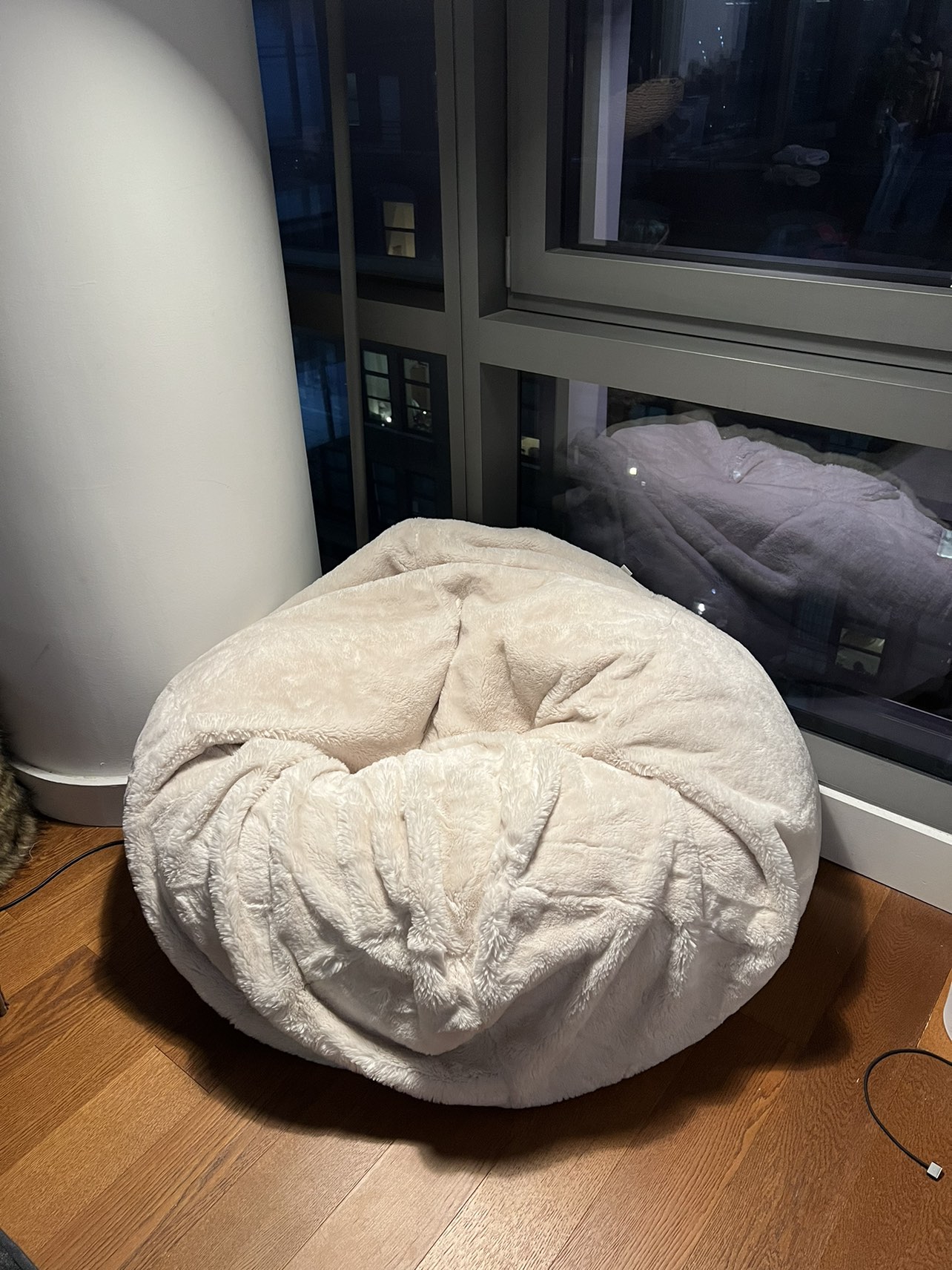 Pottery Barn Large Furry Bean Bag - photo 2