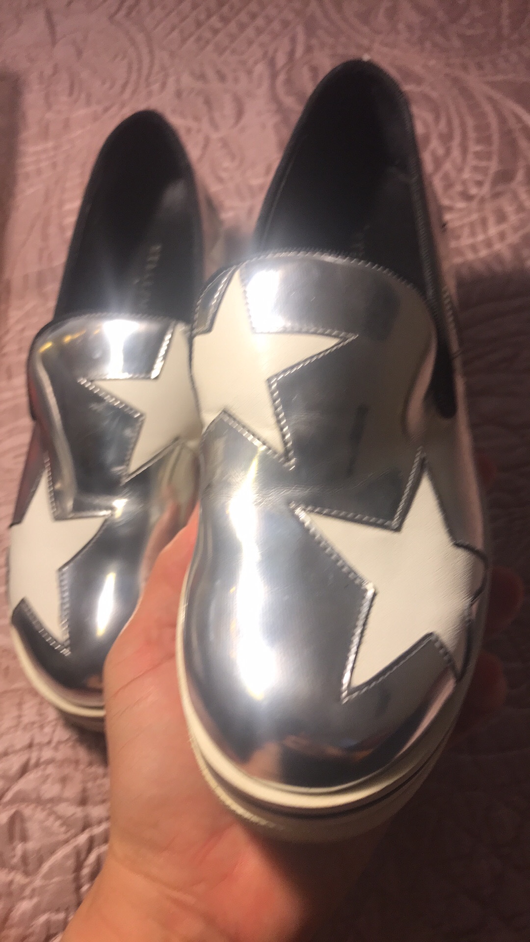 Stella McCartney six 26 image indicator(2)