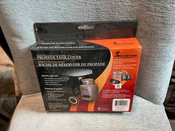 Montana Grilling Gear Ventilated Propane Tank Cover 20lb thumbnail
