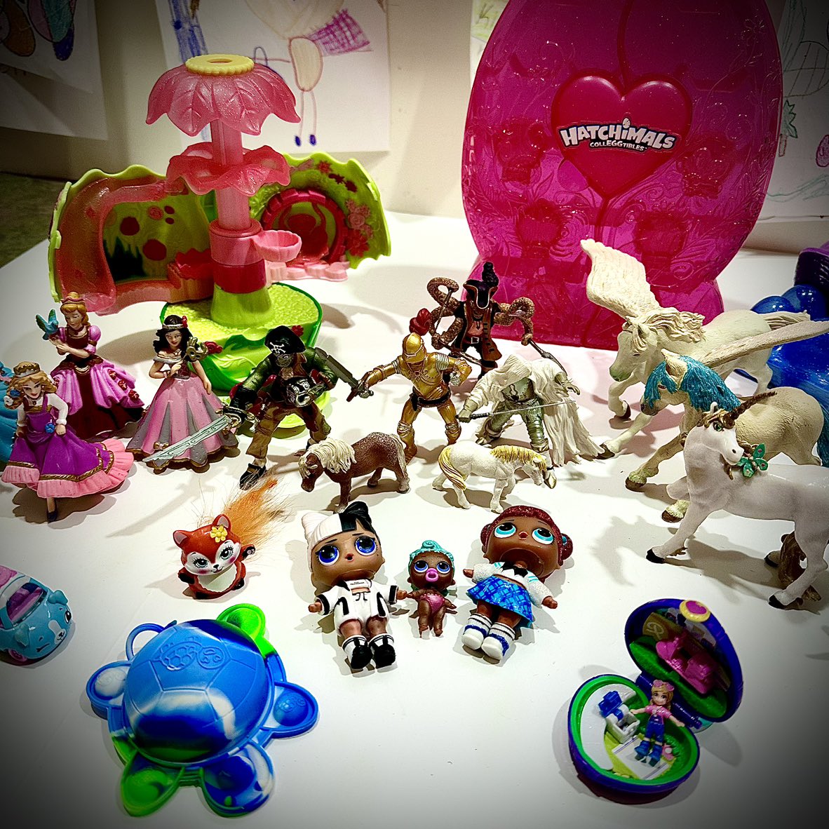 Large collection of Figurines, LOL Dolls, Polly Pocket