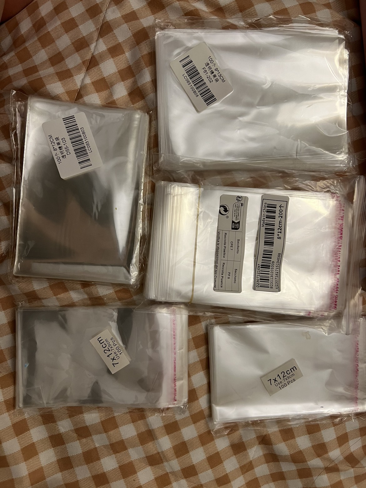 Clear/transparent bags multiple sizes all together
