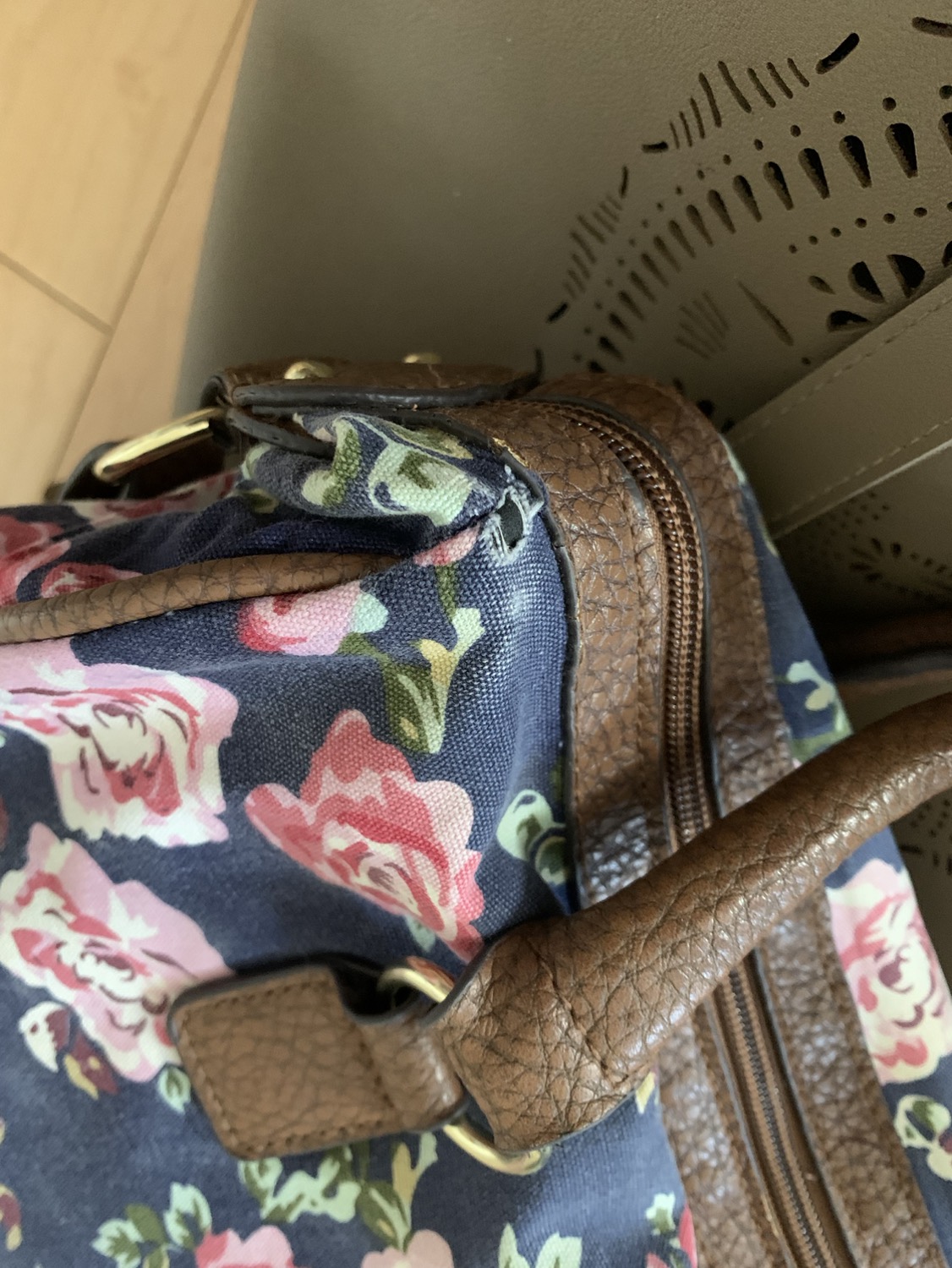 Handbags image indicator(3)