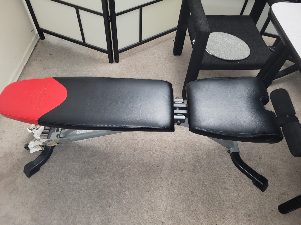 bench press for exercise thumbnail