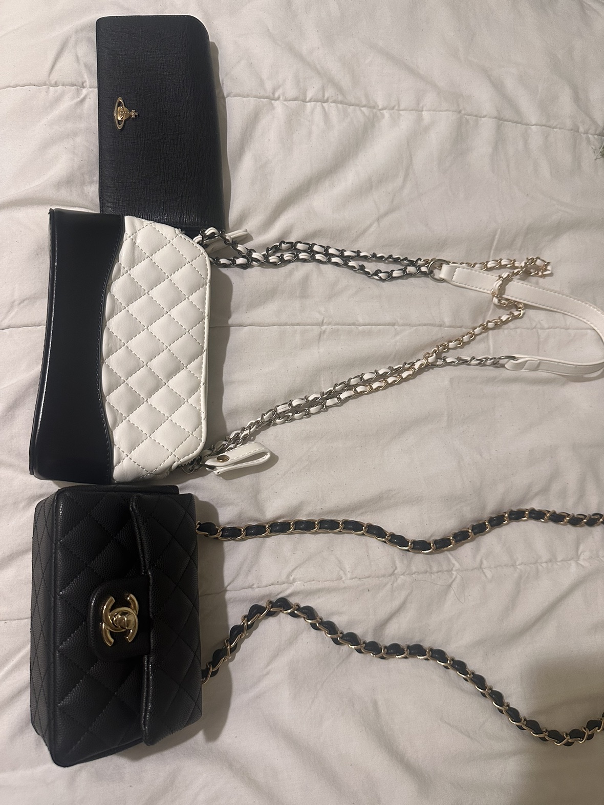 Each bag or wallet is 10 dollars! - photo 2