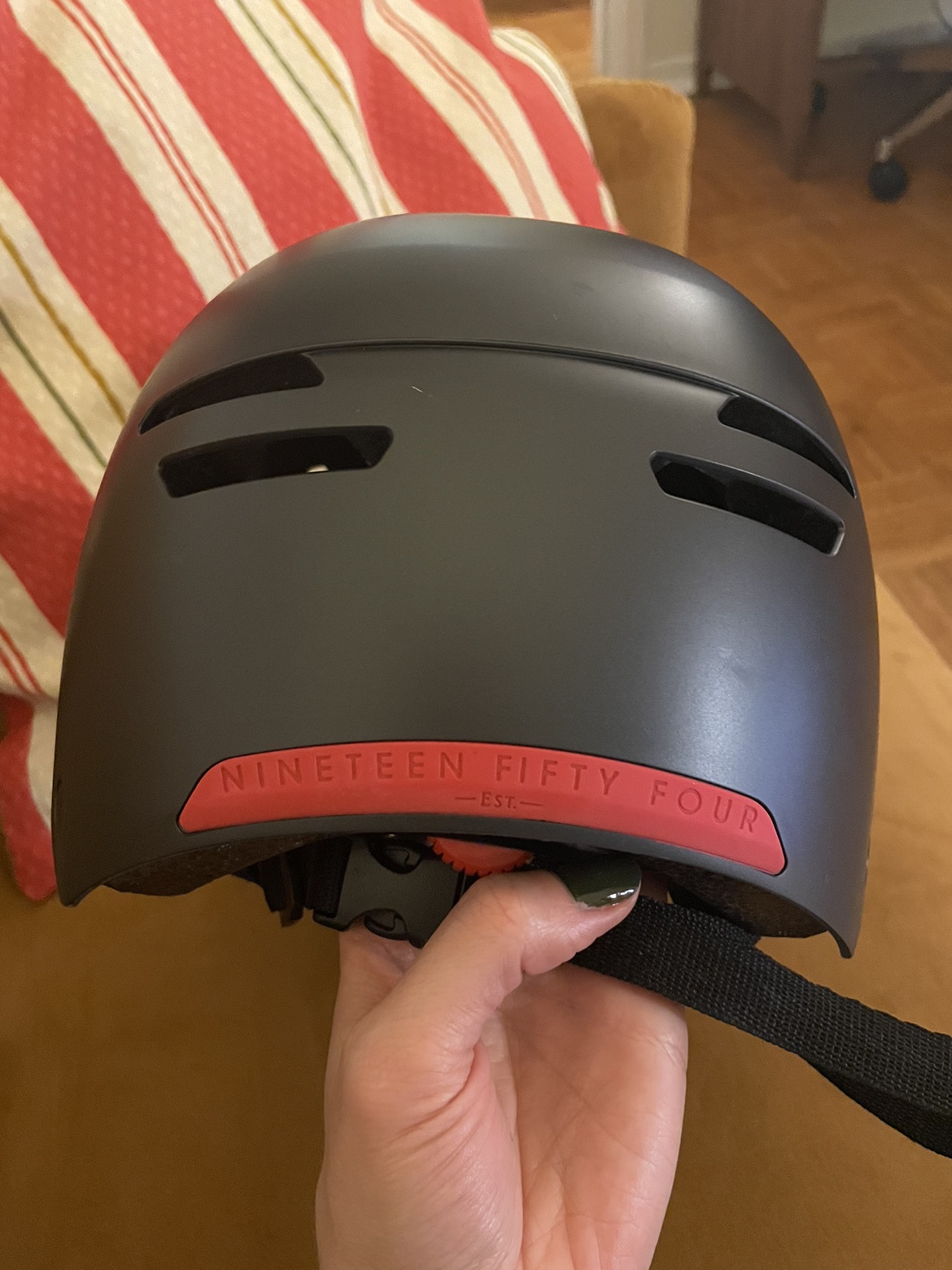 Brand-new Bell Adult Helmet in Black - photo 4