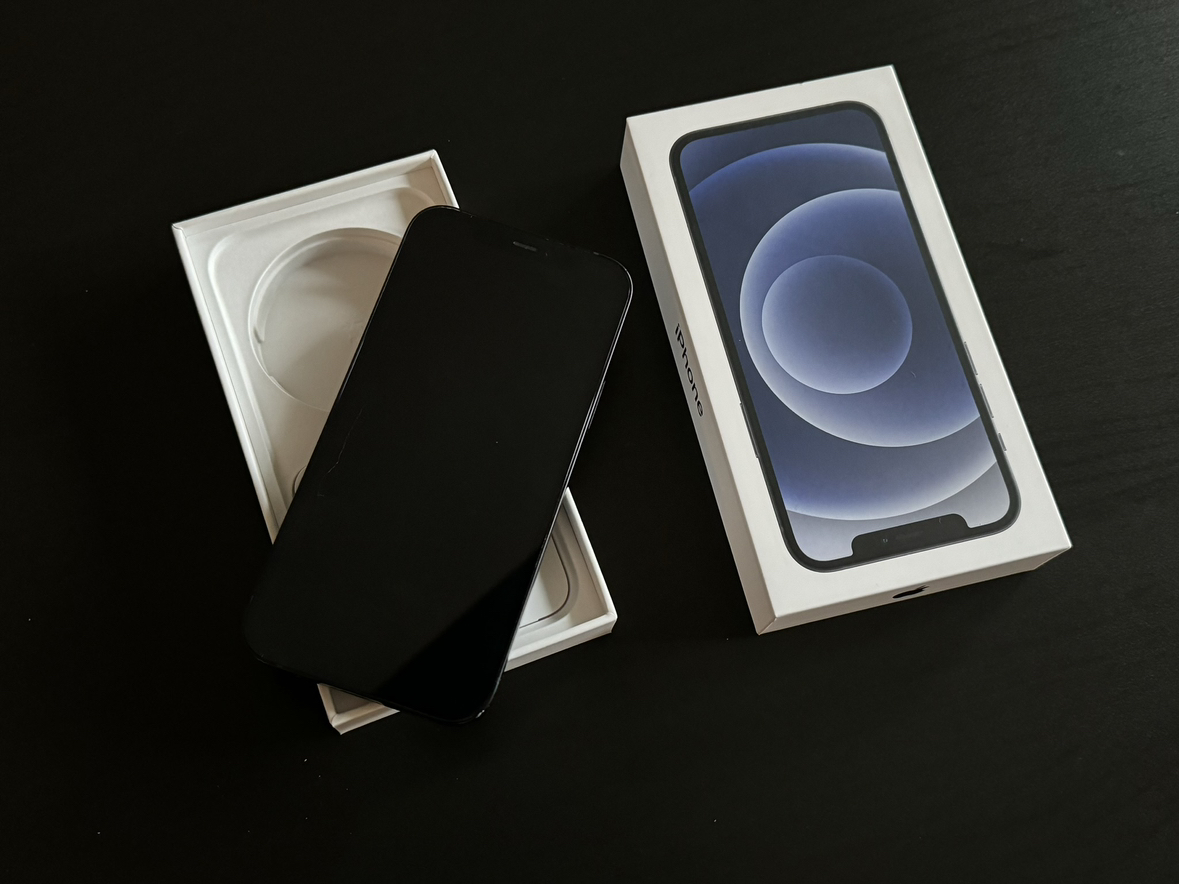 iPhone 12 128GB unlocked - photo 3