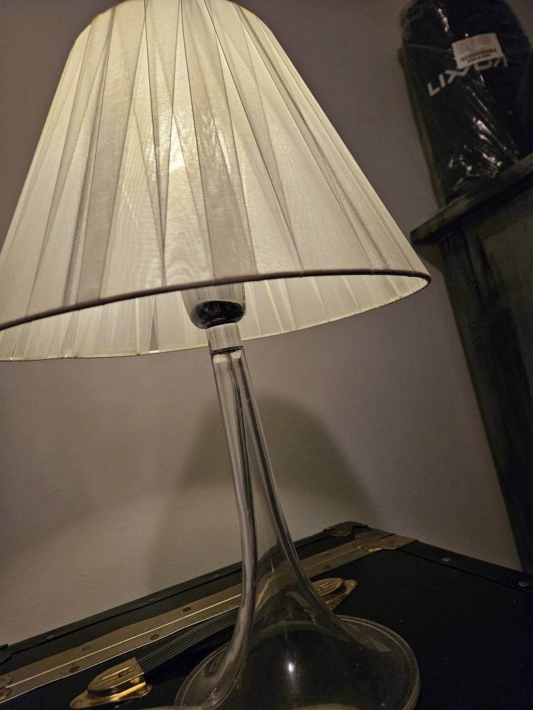 bedside lamp image indicator(2)