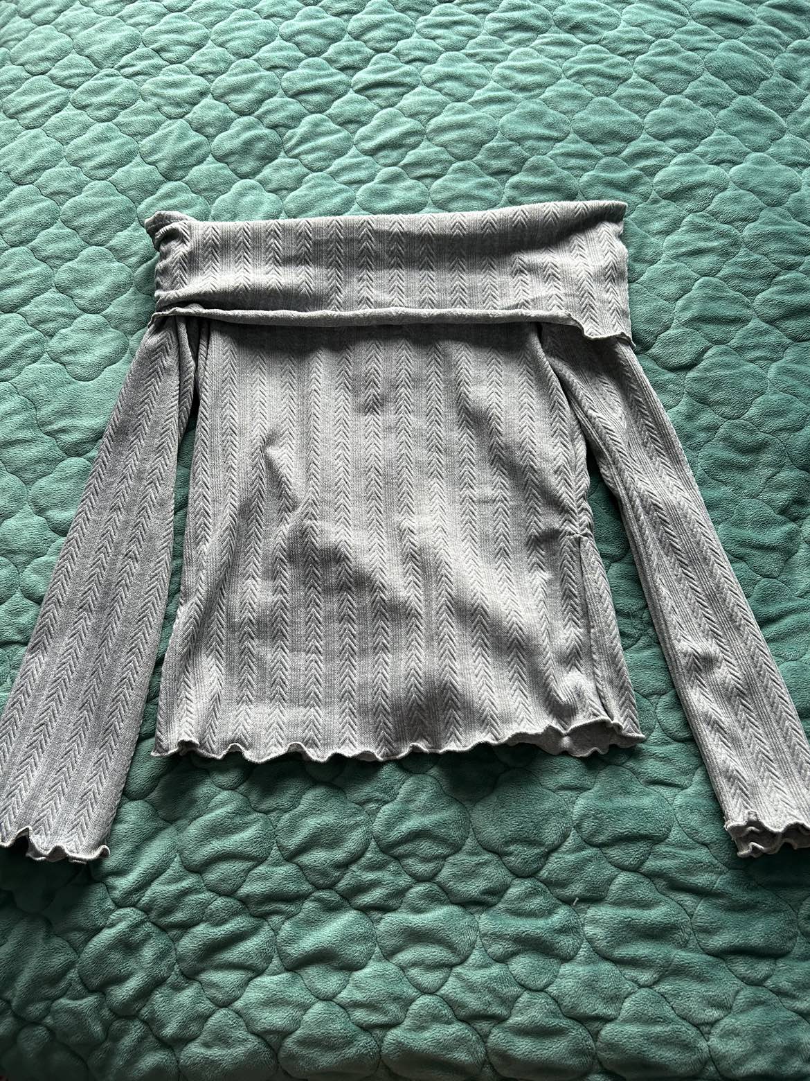 Off Shoulder Grey Long Sleeve image indicator(2)