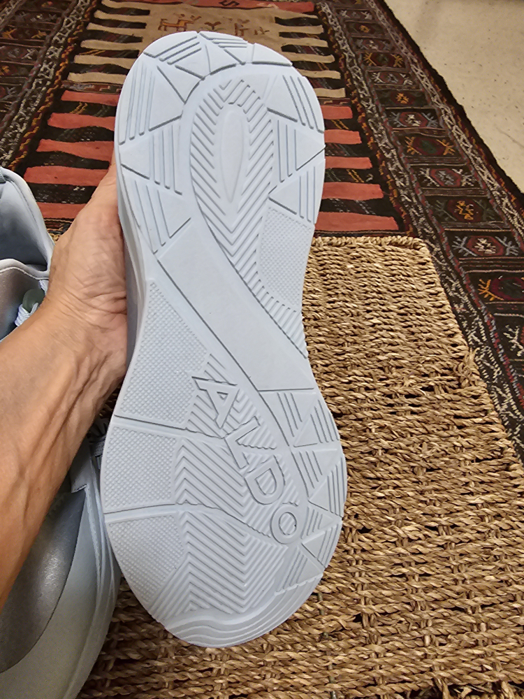 New brand Aldo Womens sneakers 👟 image indicator(5)