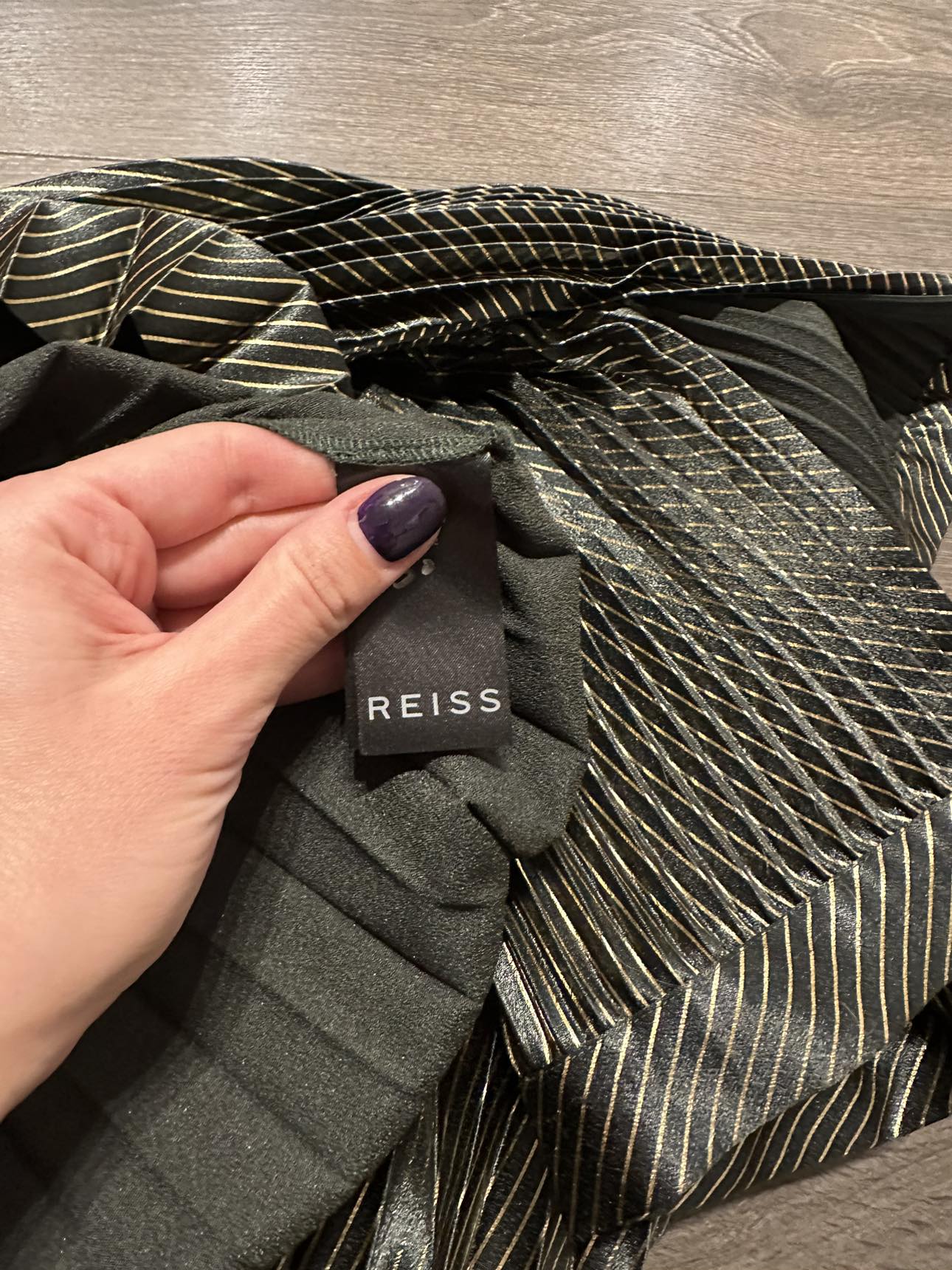 REISS pleated skirt size small green gold image indicator(7)