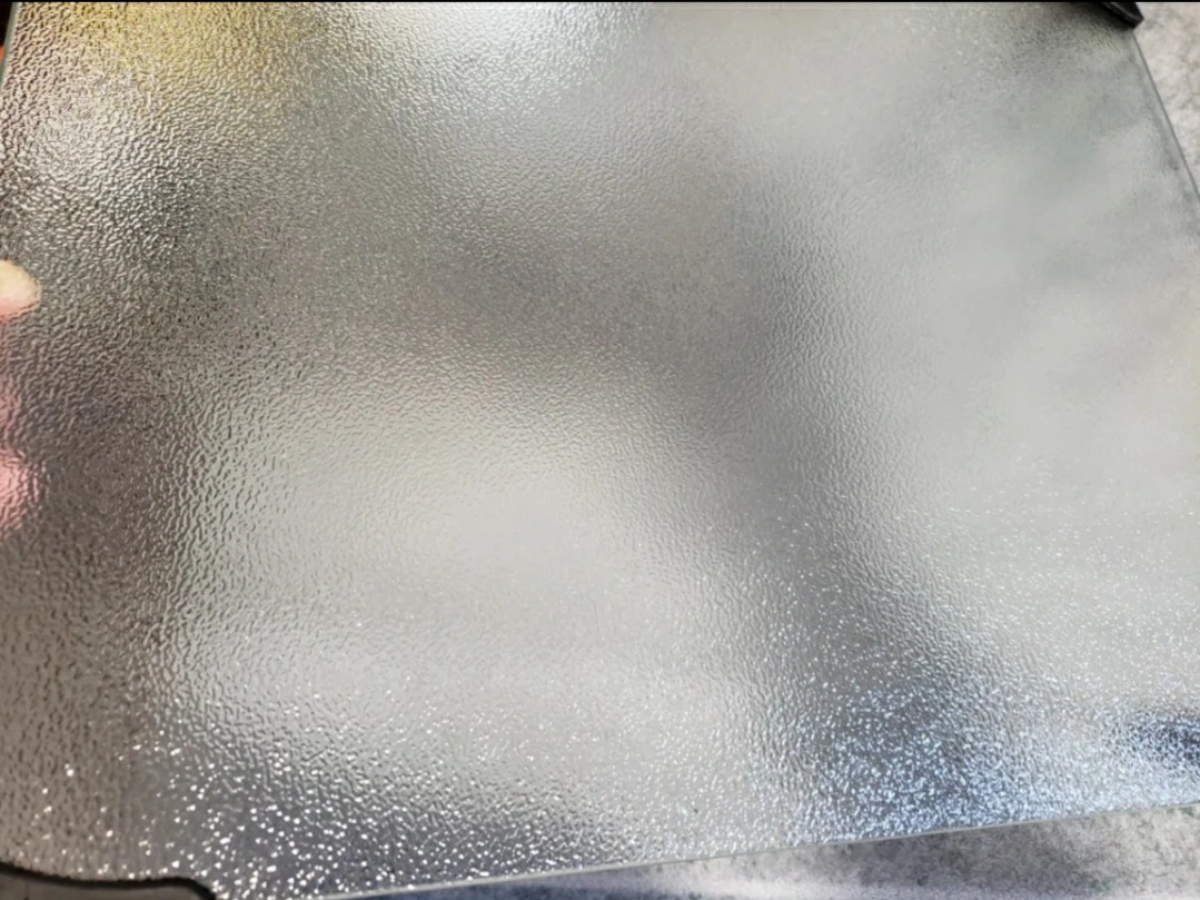 Farberware® Nonslip Glass Cutting Board 12"x15  Black corner image indicator(5)