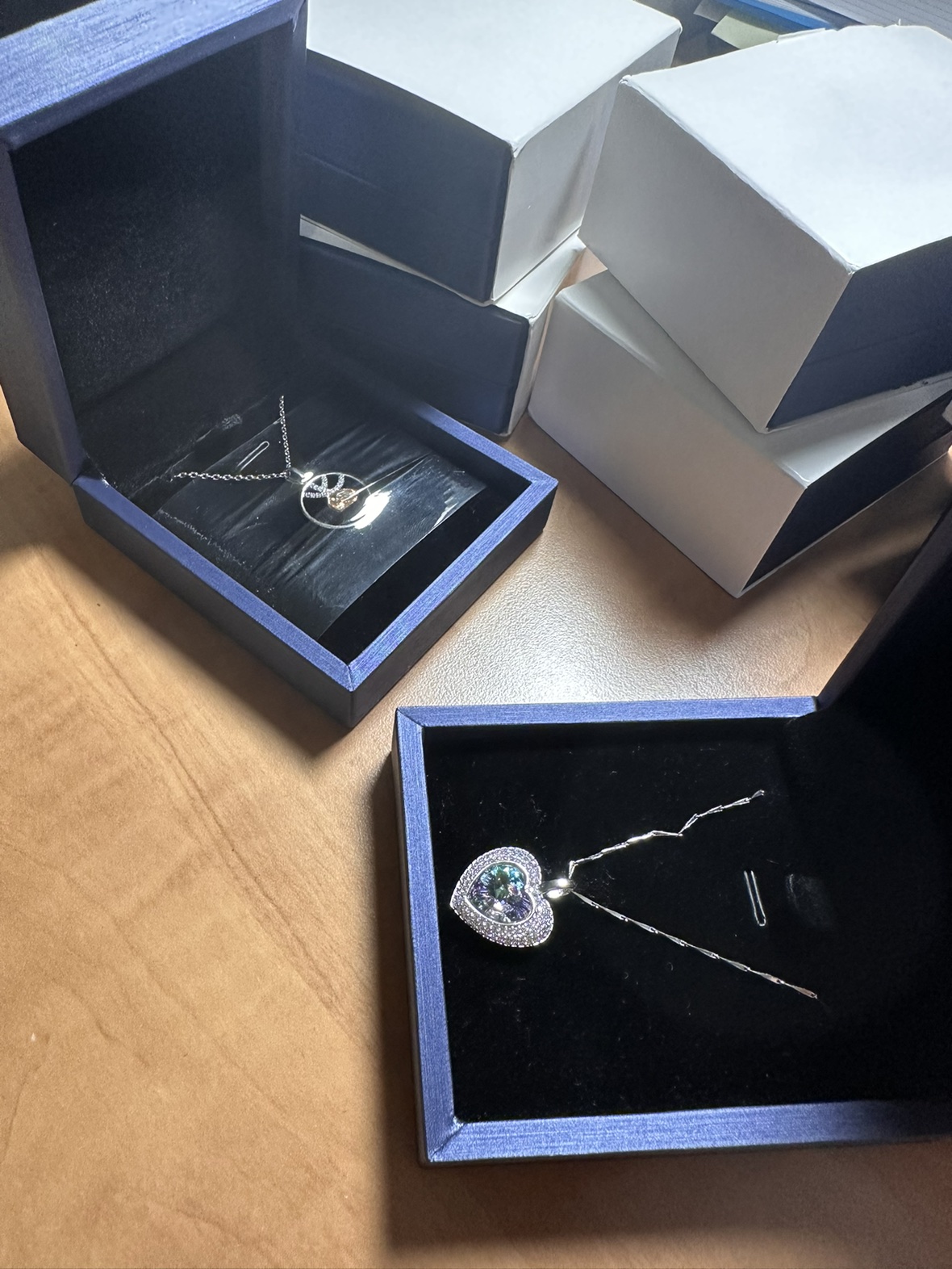 Swarovski necklaces for her image indicator(7)