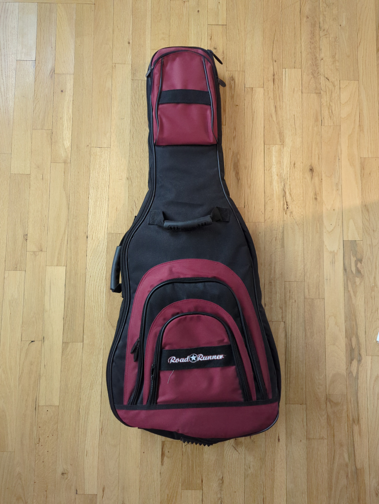 Yamaha Pacifica Electric Guitar and gig bag - photo 3