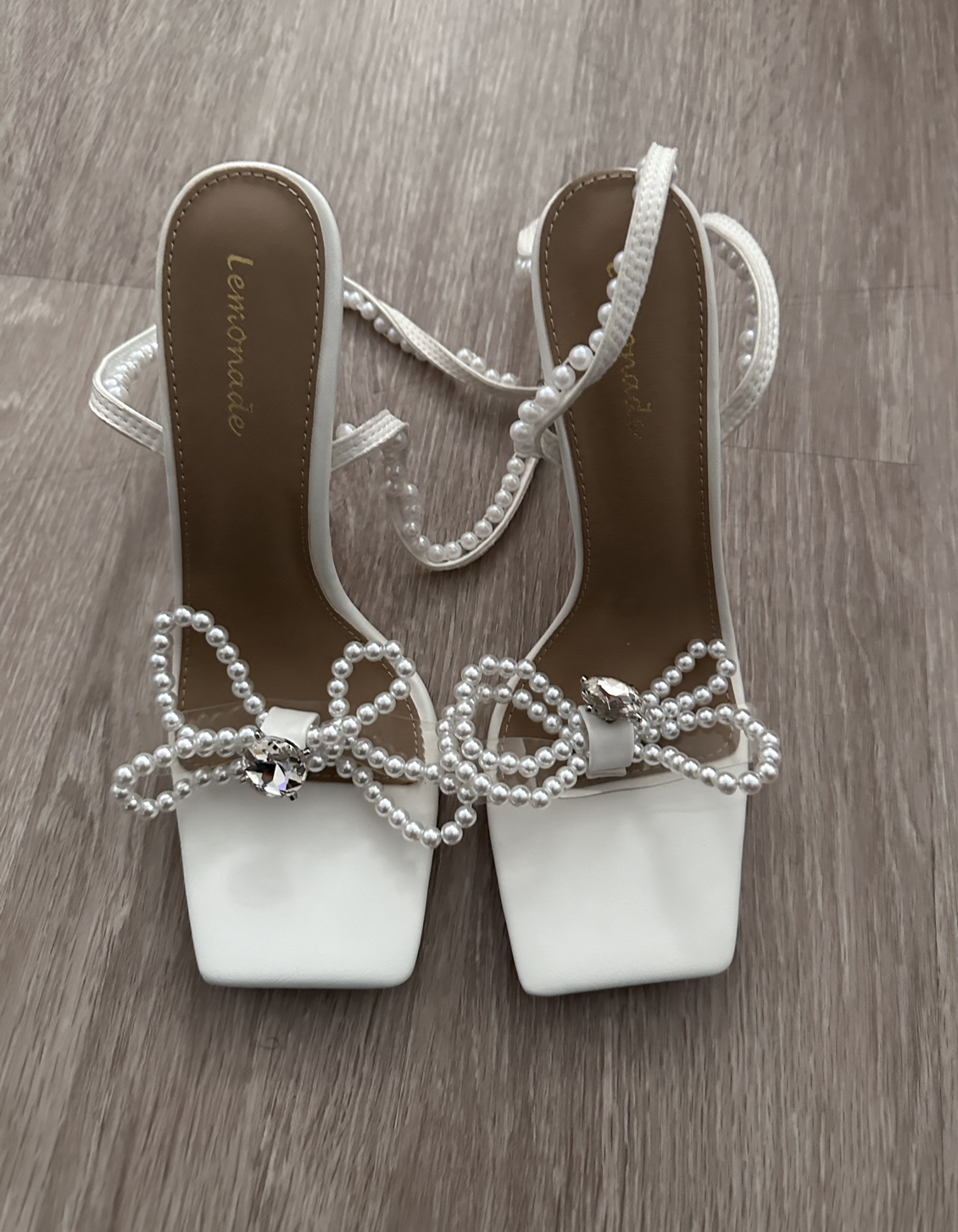 Women high heels shoe