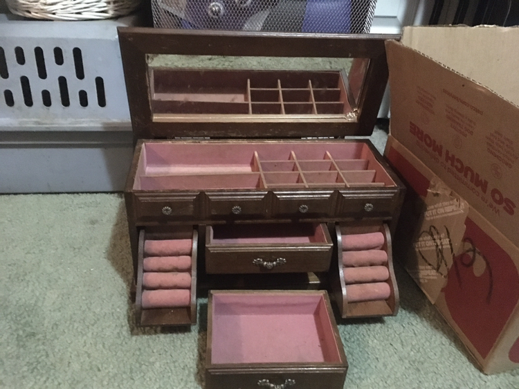 Wooden Jewelry Box w/ Music Box - photo 3