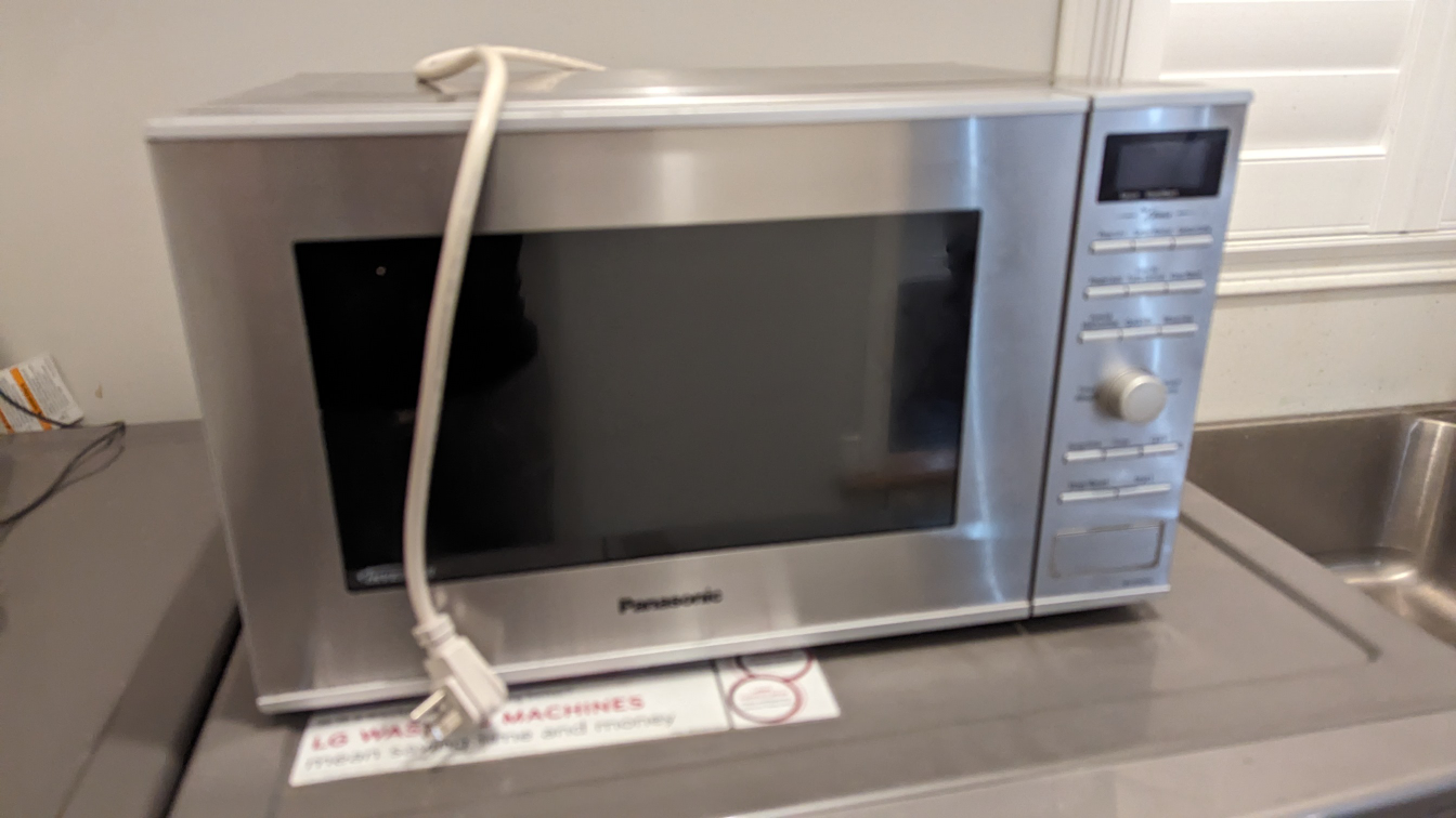 Panasonic 1200w Microwave - photo 4