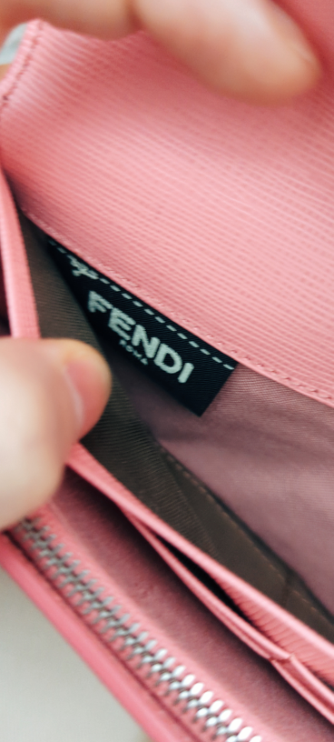 Brand New Fendi wallet - photo 2