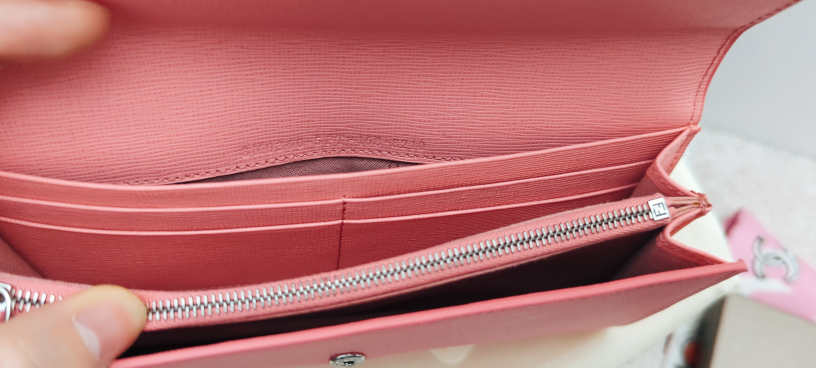 Brand New Fendi wallet - photo 5