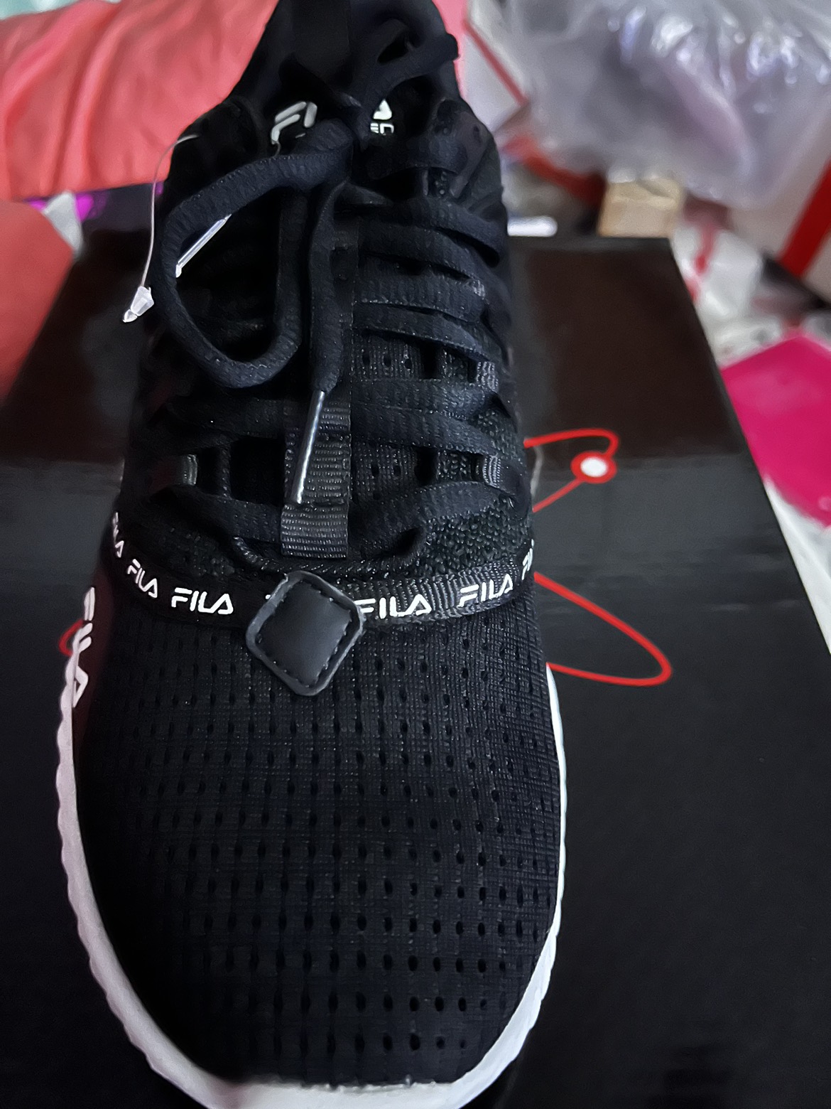 BNIB Fila woman’s energized sneaker image indicator(2)