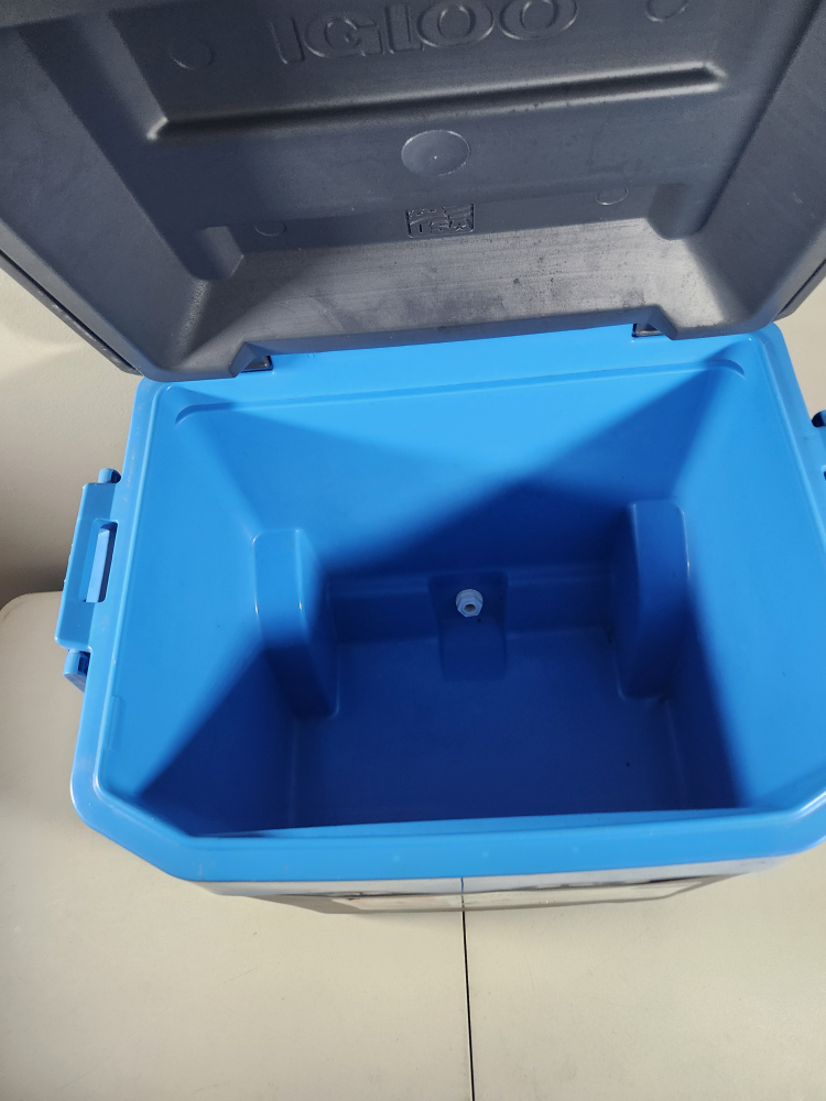58L portable cooler - photo 3