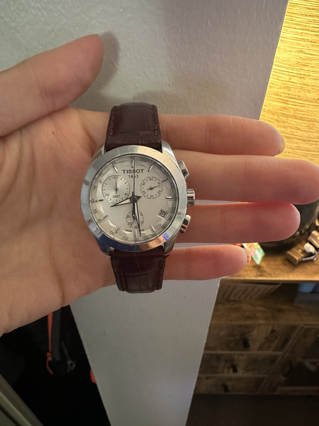 Tissot watch for women image indicator(2)