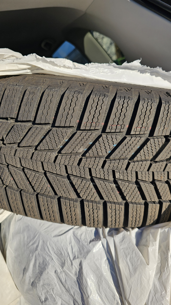 16” Continental Winter tires (4 tires) with Rim and Nuts - photo 5