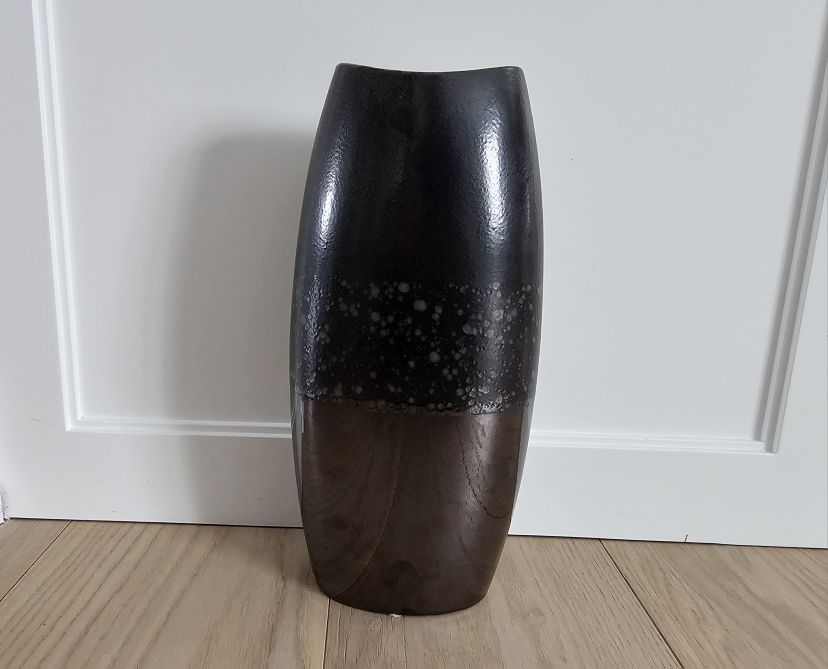 Decorative vase thumbnail
