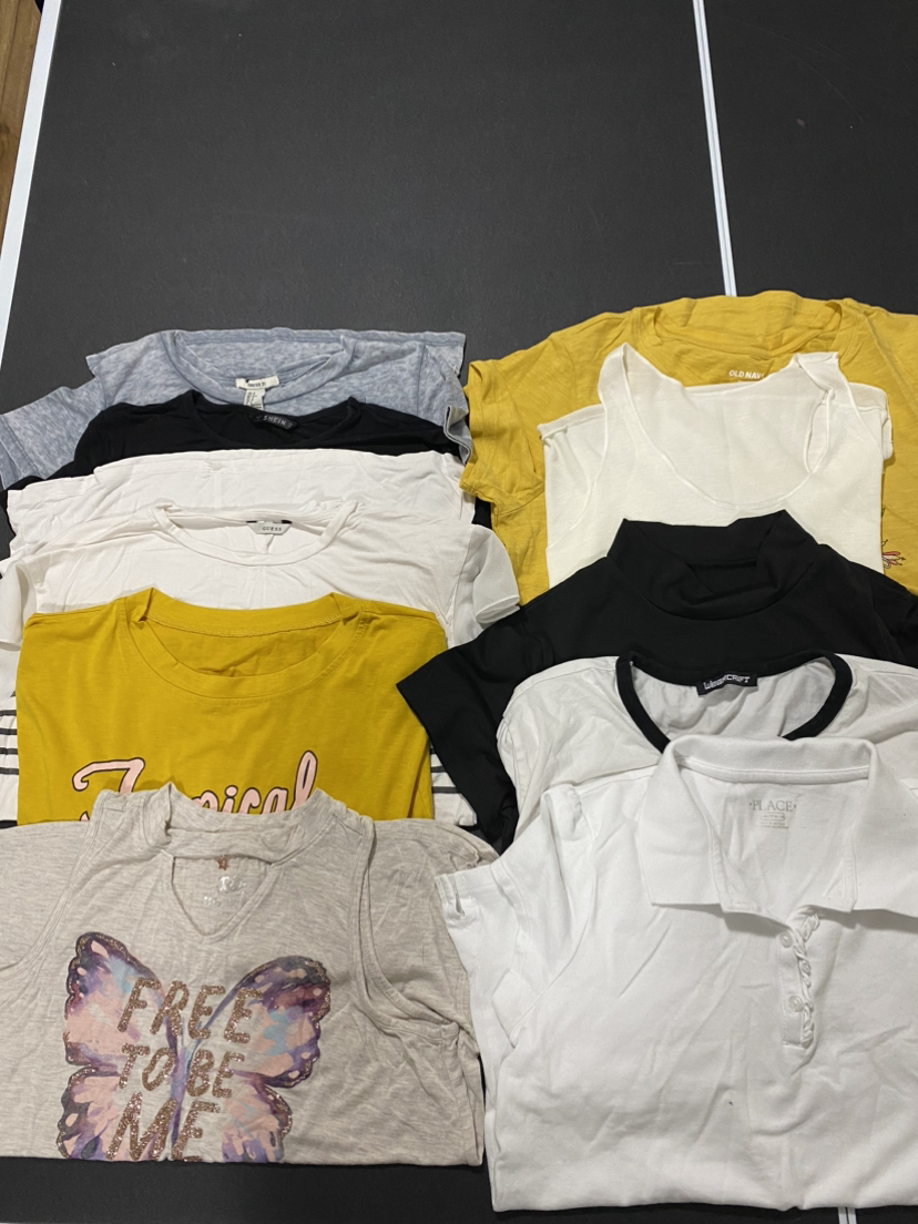 Lot of 10 summer tops / t-shirts . Size S