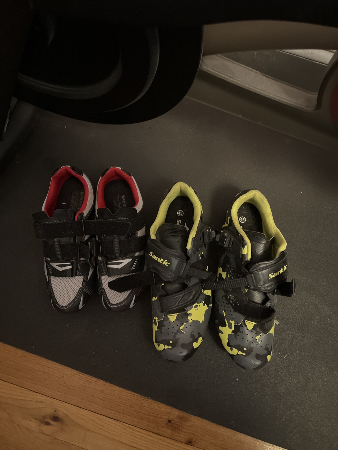 Peloton Bike - photo 2