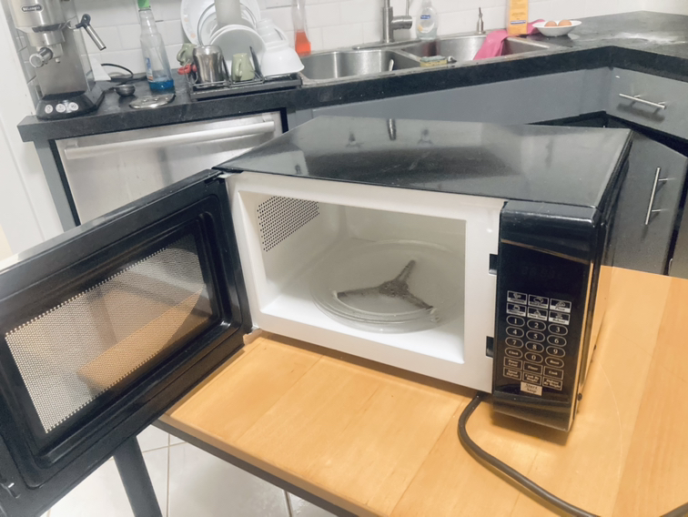 Danby mini microwave - photo 2