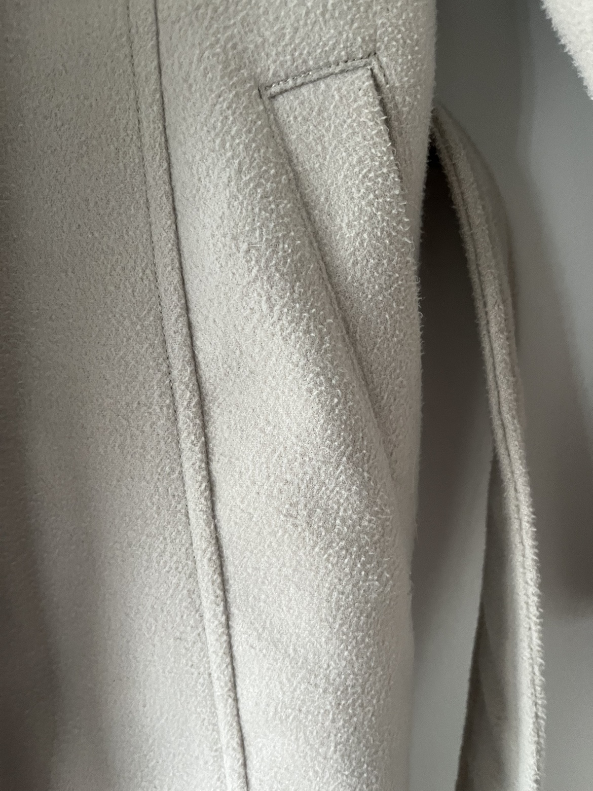 Beige fall coat spring jacket image indicator(4)