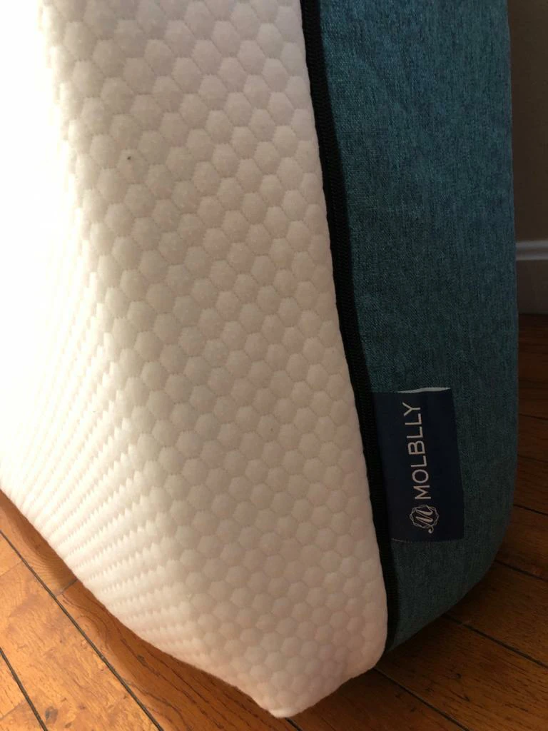 Matress Cooling Gel Size Queen Excellent Condition - photo 2