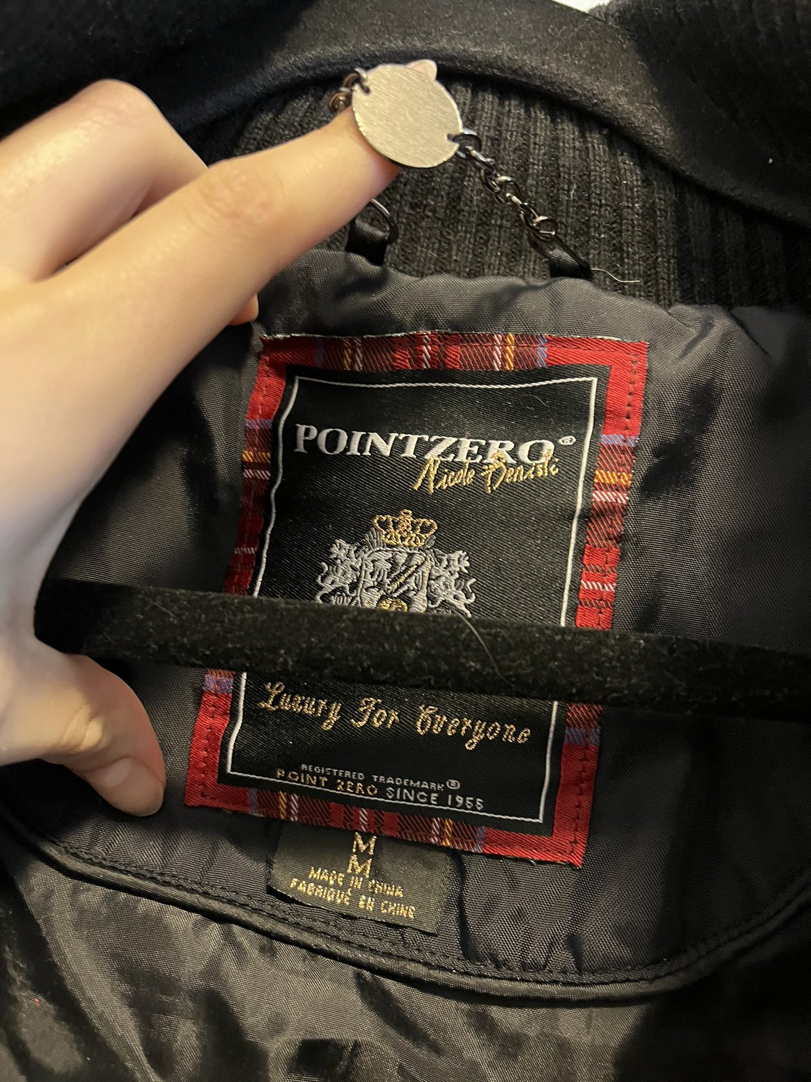 Warm black winter jacket - photo 2