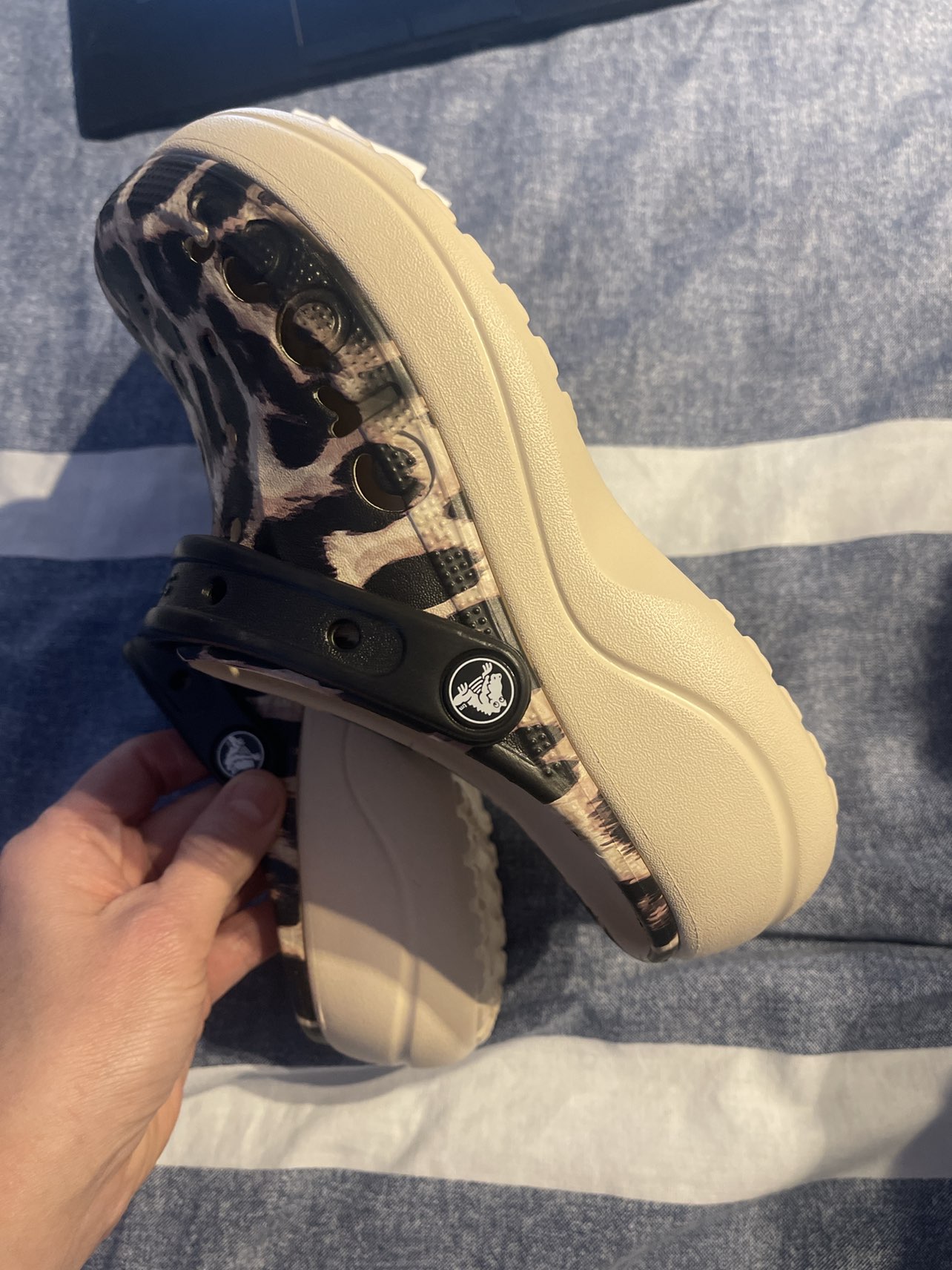 Crocs platform brand new with tags size womans size 6 - photo 2