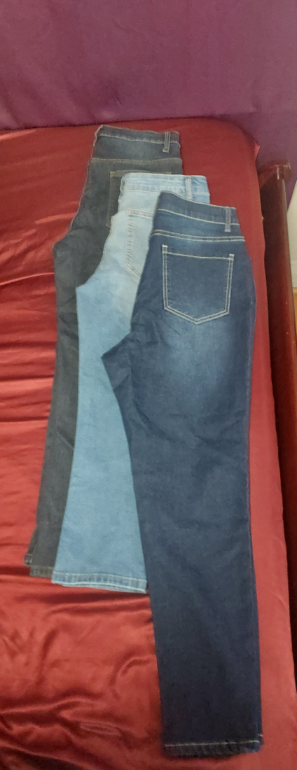 Jeans of Varies Sizes Must Go !