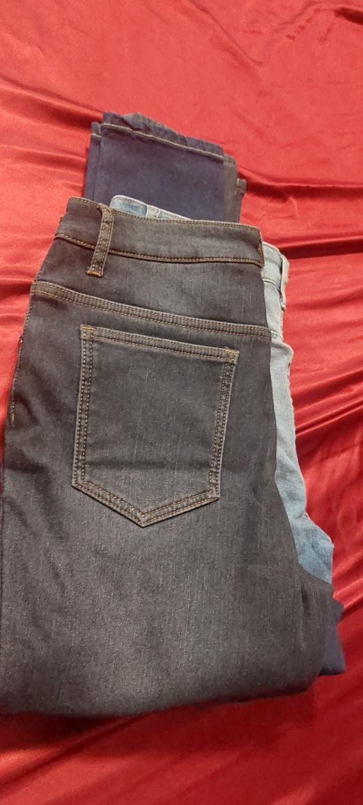 Jeans of Varies Sizes Must Go ! - photo 2