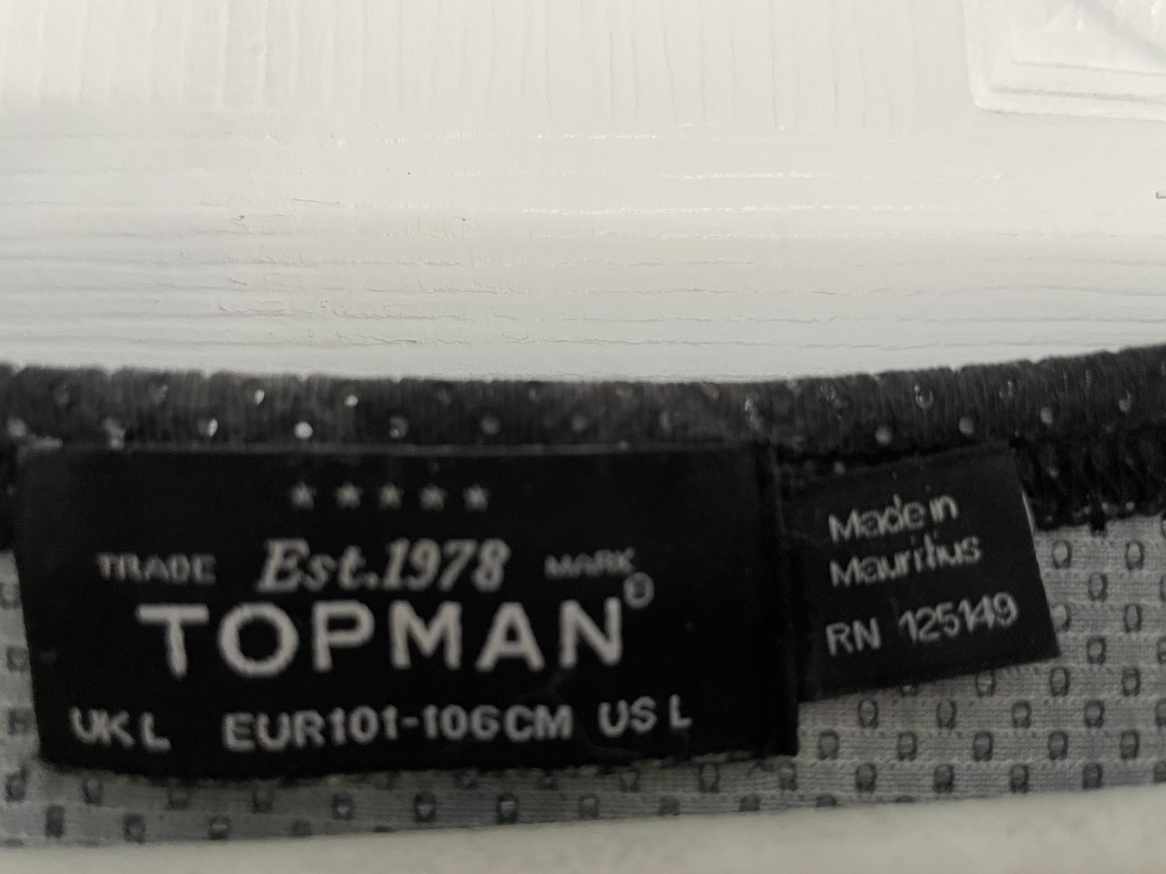 Men’s casual sheer fashion t-shirt image indicator(2)