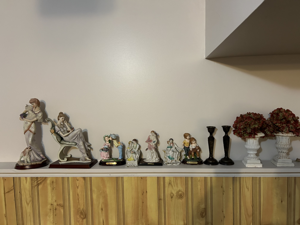 Figurines thumbnail
